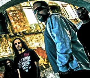 10322844_643415225739084_1624148608434492831_n-2